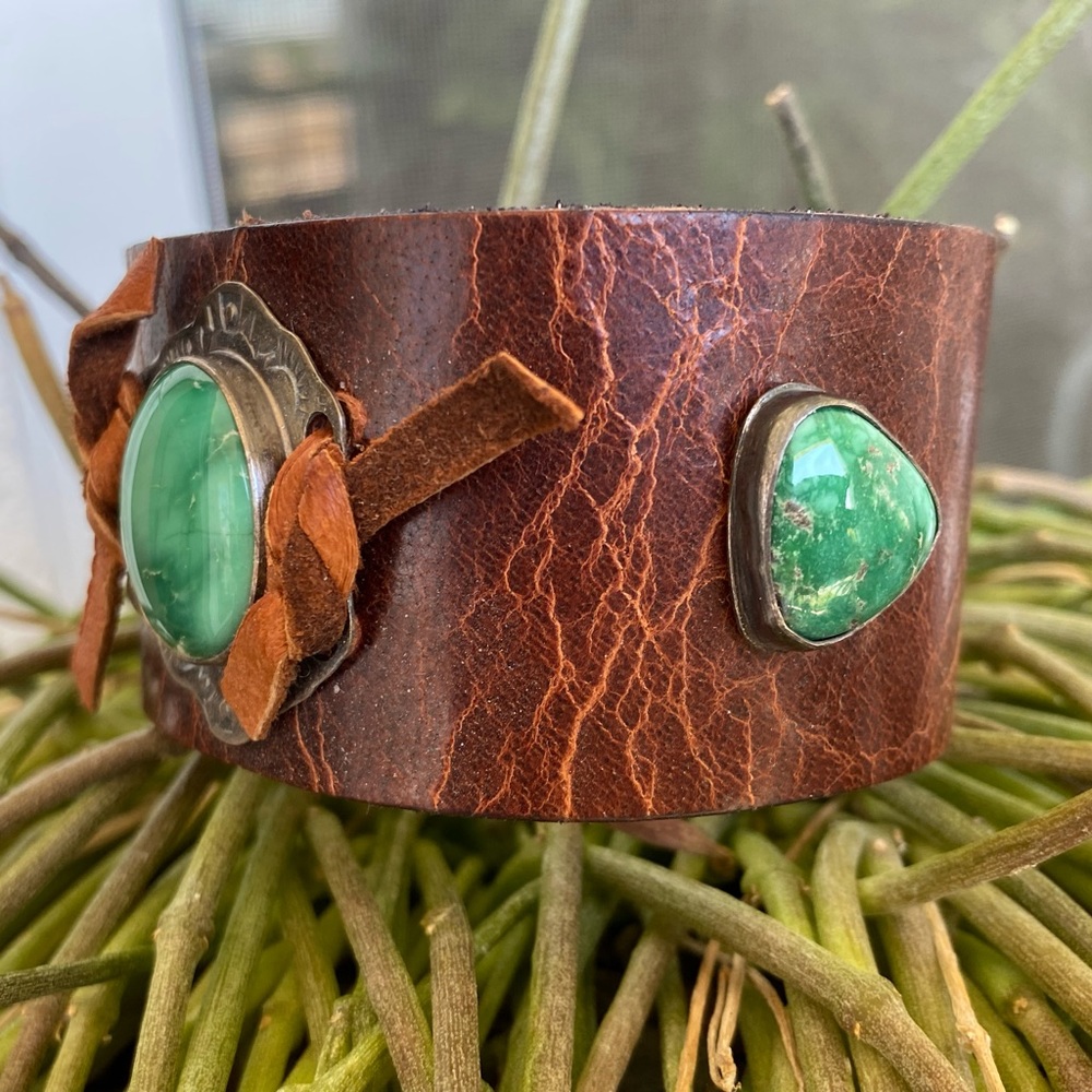 Broken Arrow Variscite Leather Cuff - Picture 3 of 12